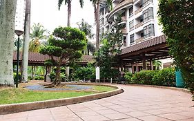 Melaka Relax Home - 6 Pax - Seaview Corner Unit - 6 Min To Historical Spot & Jonker